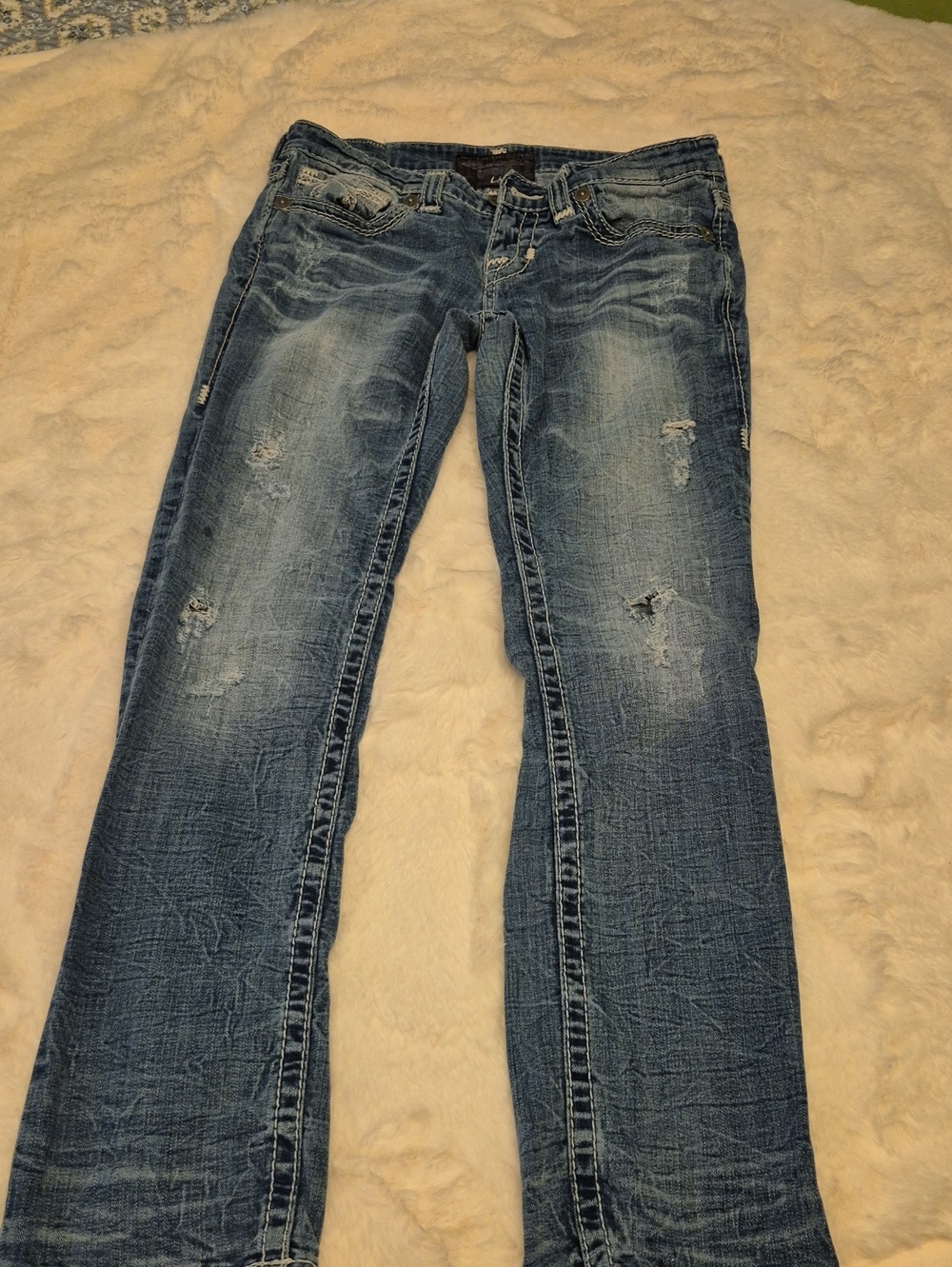 Big Star "Liv" Low Rise Bootcut. 29"×31" 7"rise. (#1509E)² Factory Distressed.
